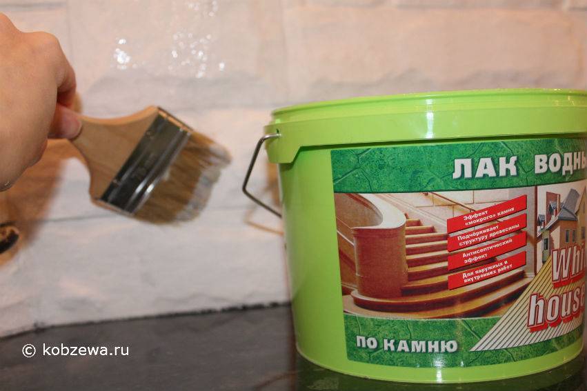 Советы по выбору, на что клеить декоративный камень из гипса