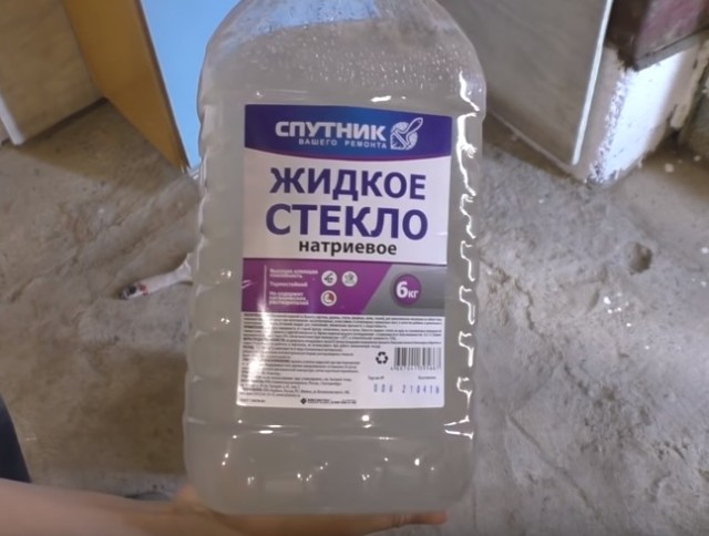 Как жидкое стекло может помочь в борьбе против плесени