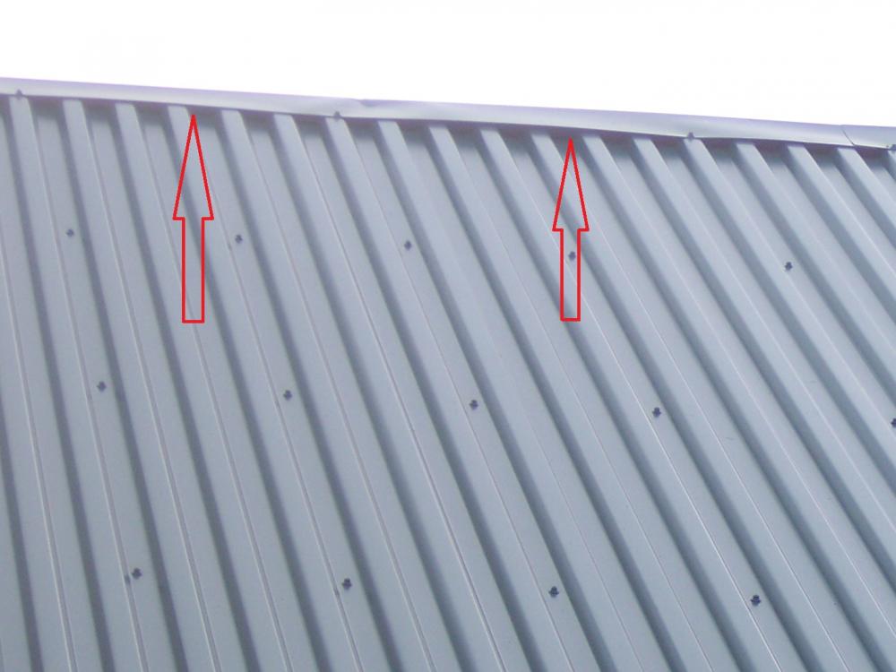 Как стелить профнастил на крышу своими руками — пошаговая инструкция