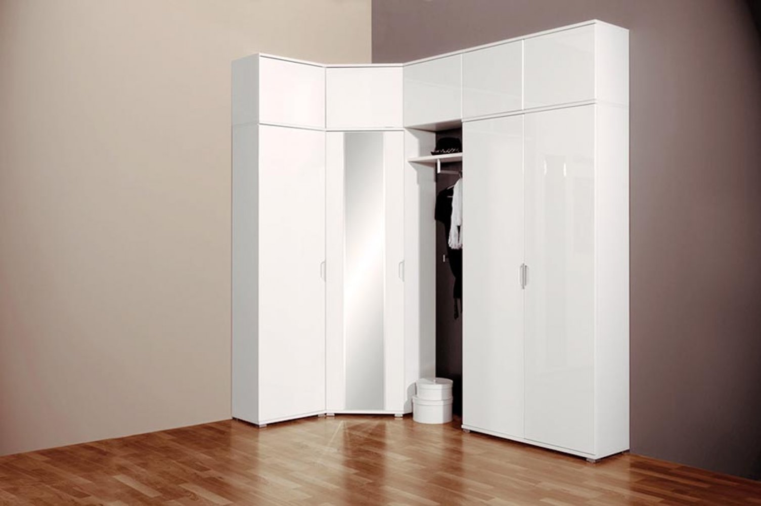 Белые угловые шкафы для спальни: матовый вариант и глянец, распашные модели с зеркалом — популярные цвета
