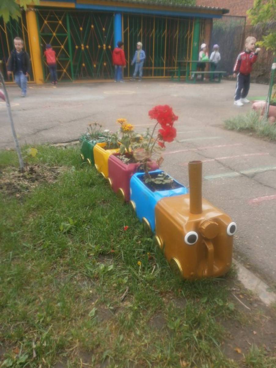 что сделать из пластиковых канистр