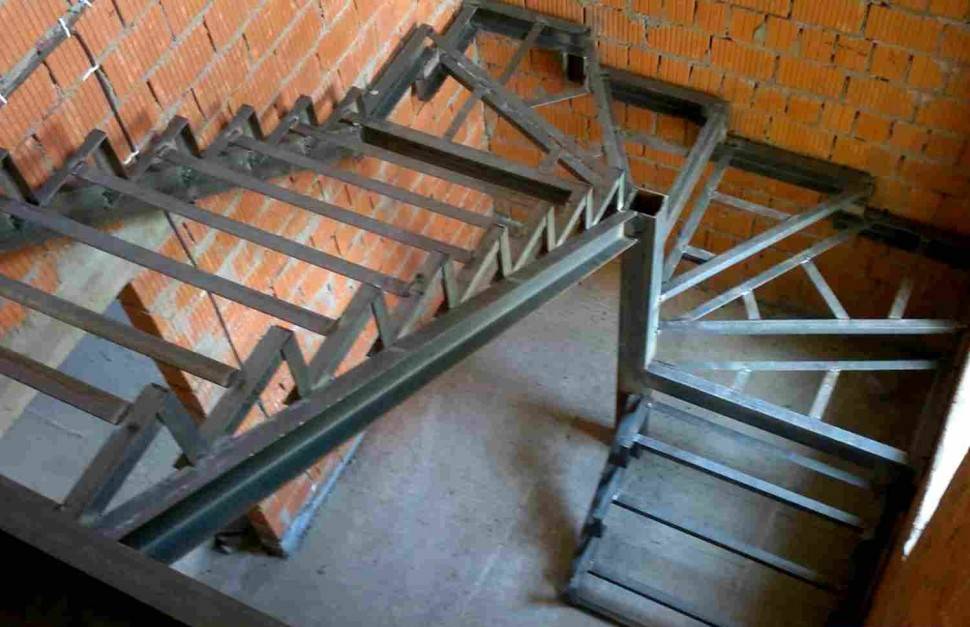 3d расчет металлической лестницы