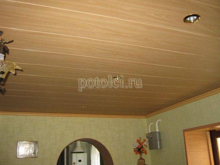 Какой потолок лучше сделать на кухне: эксперт рекомендует