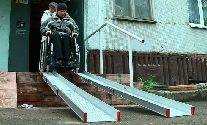 Как сделать пандус: установка пандуса в частном и многоквартирном доме