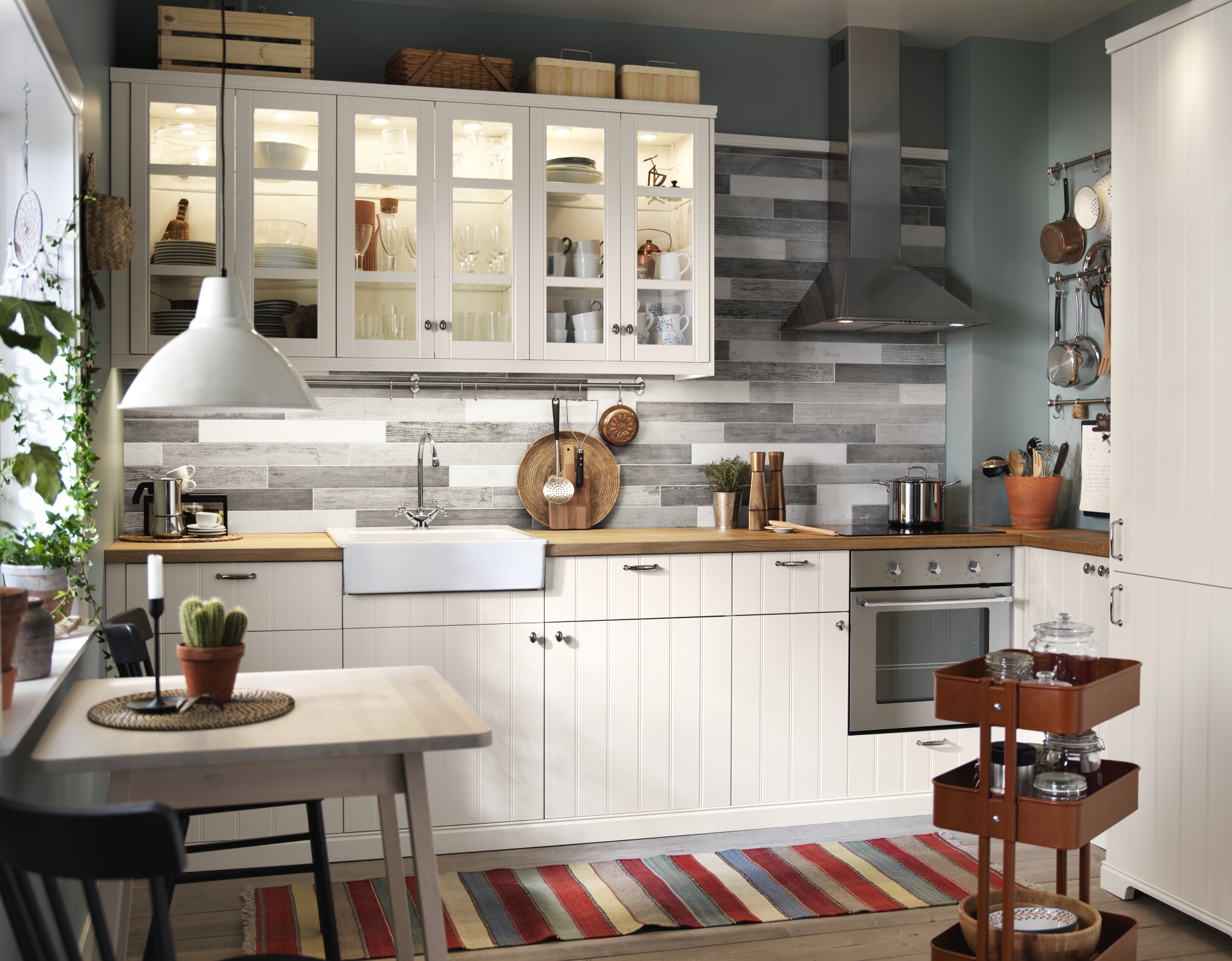 Кухни ikea: варианты кухонных гарнитуров, материалы, видеообзор — статьи — кухнипроф.ру