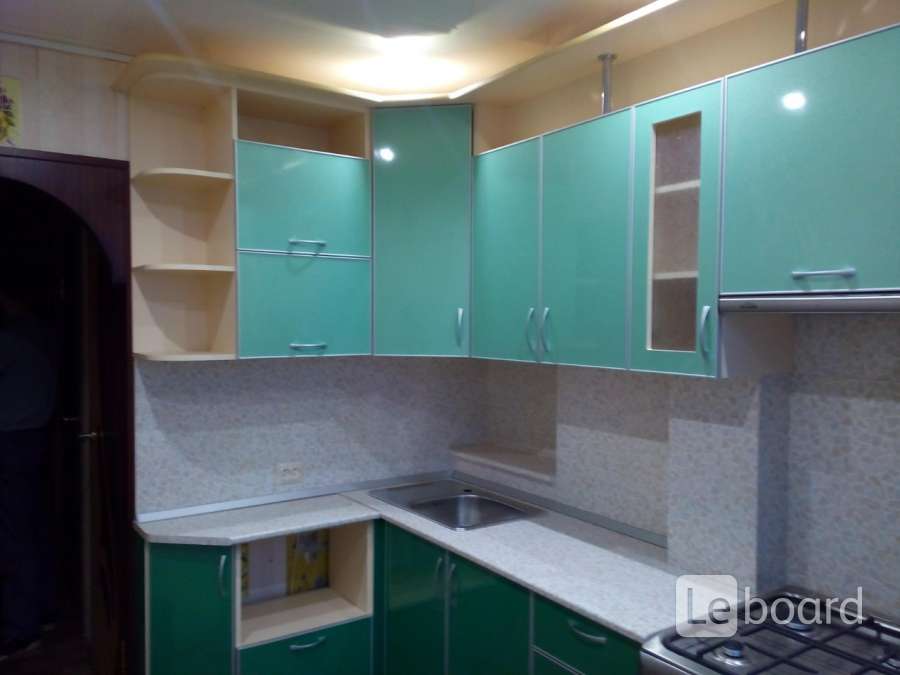7 советов по оформлению кухни с нишей в стене