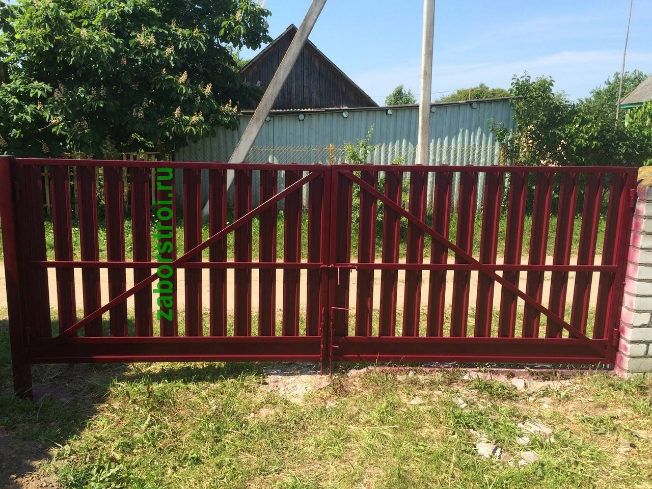 Кованые ворота своими руками: чертежи, фото, схемы