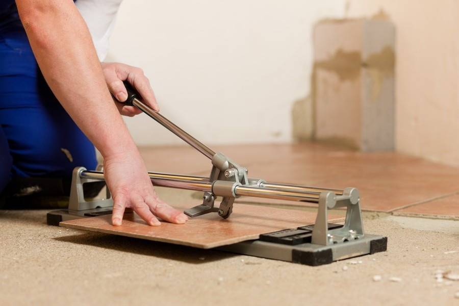 Чем и как резать керамическую плитку – обзор способов и приспособлений