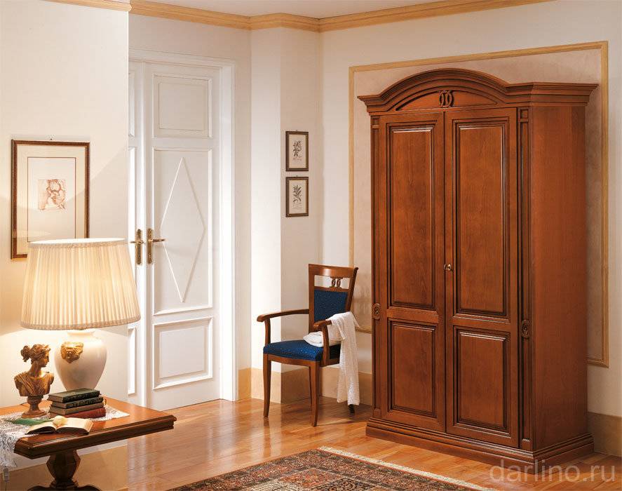 Варианты шкафов платяных двухстворчатых, их важные особенности