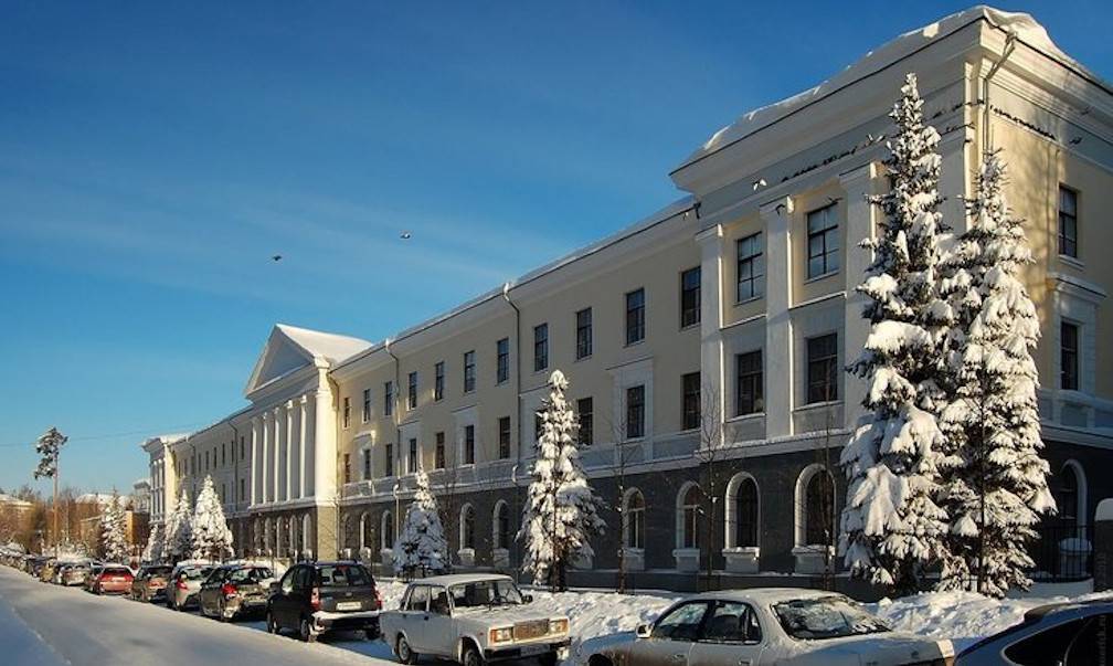 «дворец путина» в геленджике: что о нем известно помимо фильма навального