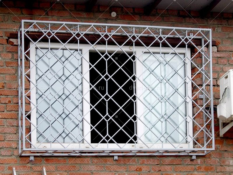 Какие решетки на окна лучше и как их правильно закрепить?
