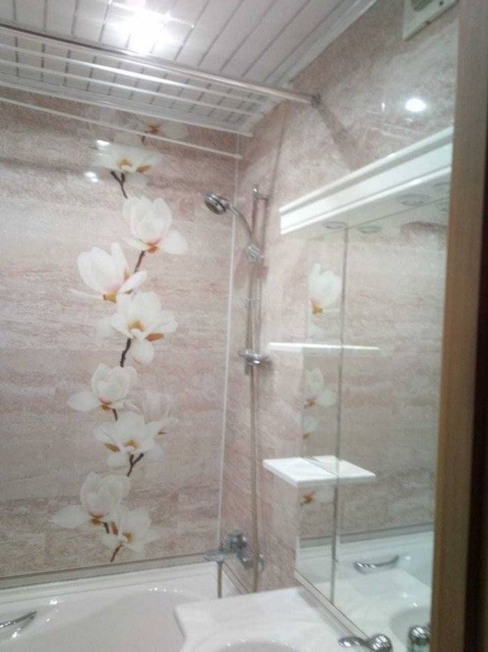 Отделка ванной комнаты пластиковыми панелями: фото, виды отделки
