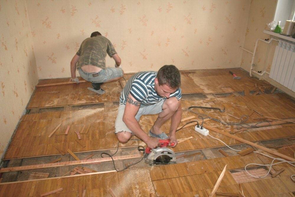 Какой пол лучше сделать в квартире: варианты и материалы